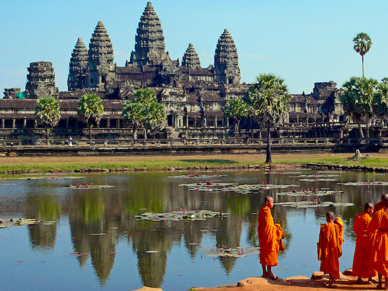 AMAZING CAMBODIA & VIETNAM